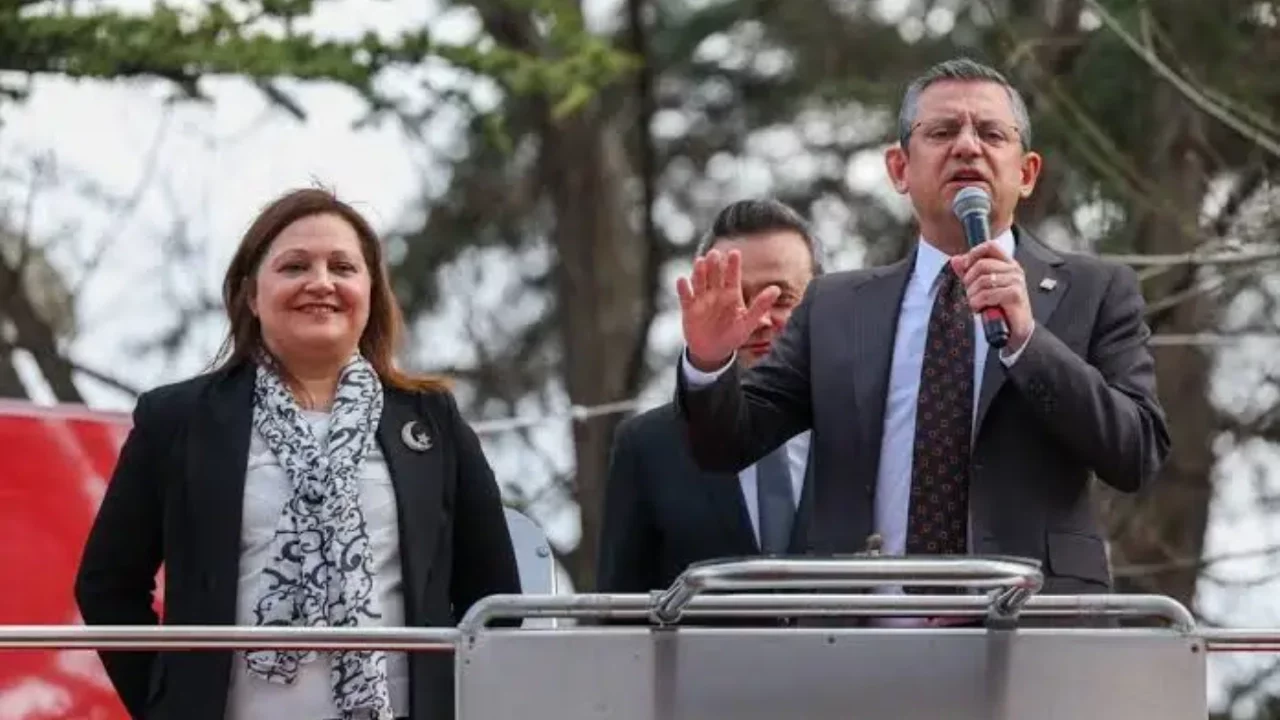 CHP, Burcu Köksal olayına Aydın ve Bursa örneğini gösteriyor