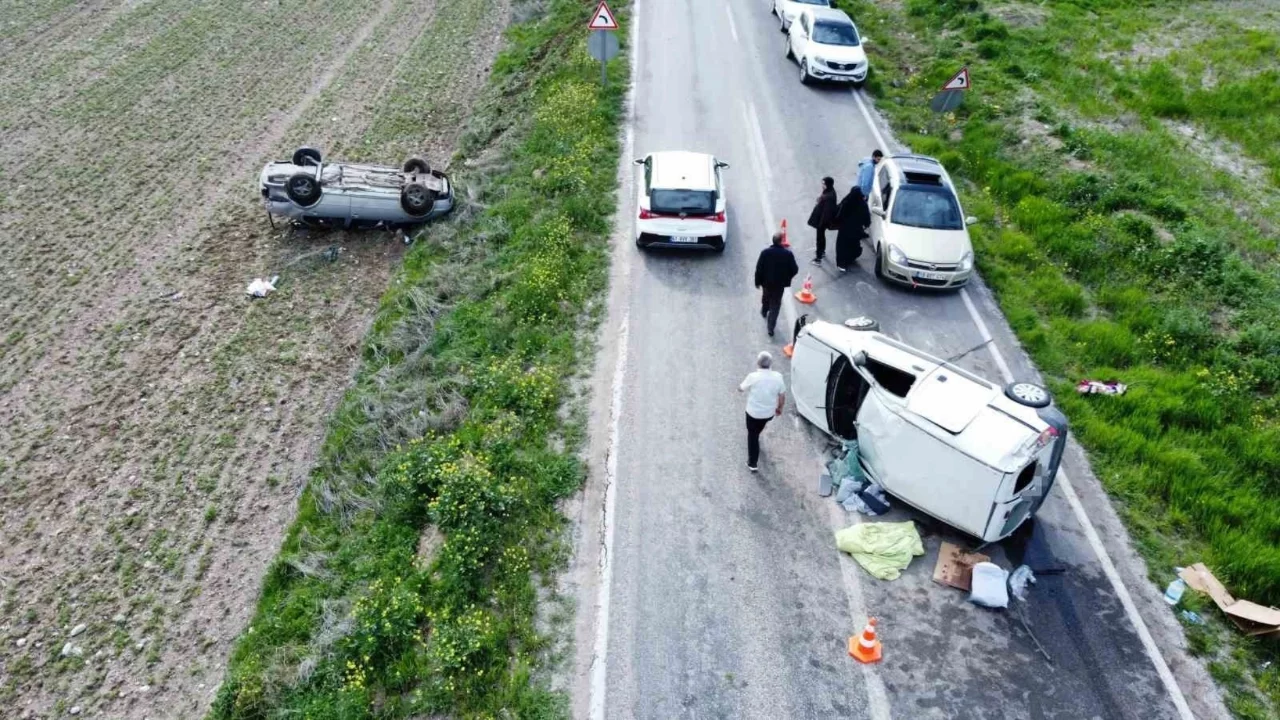 Çorum'da aynı noktada peş peşe kaza: 2 yaralı