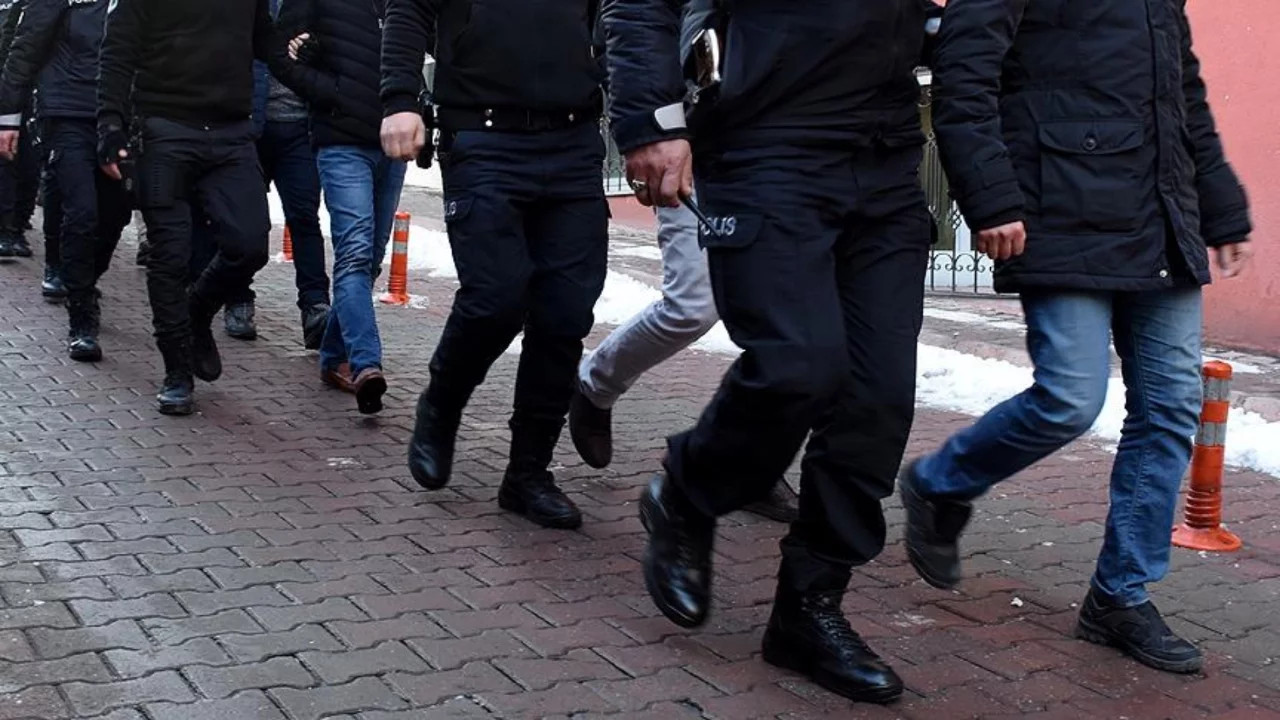 33 ilde 'yasa dışı bahis' operasyonu! 135 gözaltı kararı