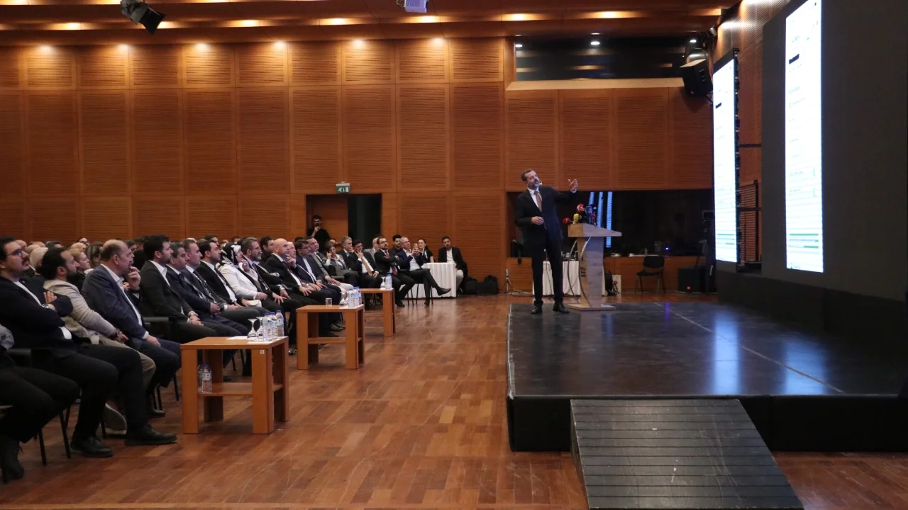 Gürsu Belediye Başkanı Işık yeni uygulamaları tanıttı