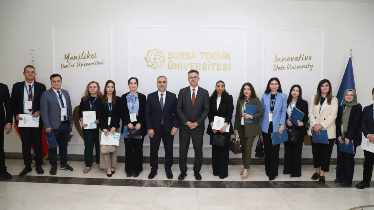 Bursa Teknik Üniversitesi'nde üniversitelere yönelik bütçe uygulamaları eğitimi başladı