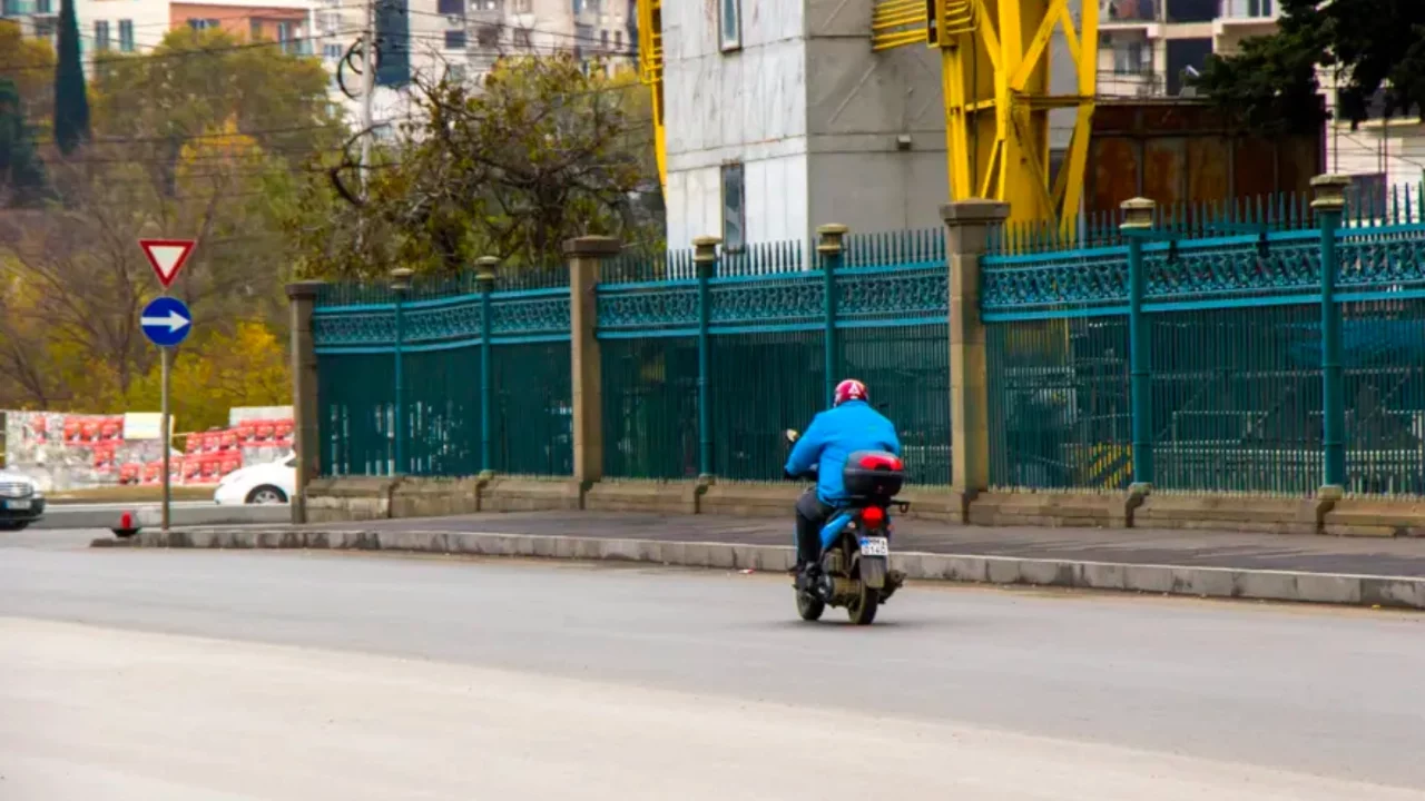 Kuryeler yeni sisteme isyan ediyor