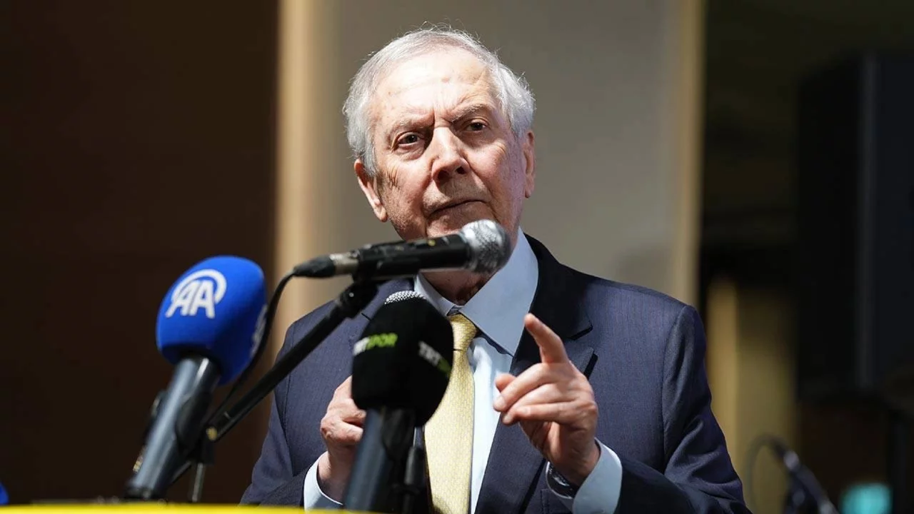 Aziz Yıldırım'dan Galatasaray yönetimine sert tepki