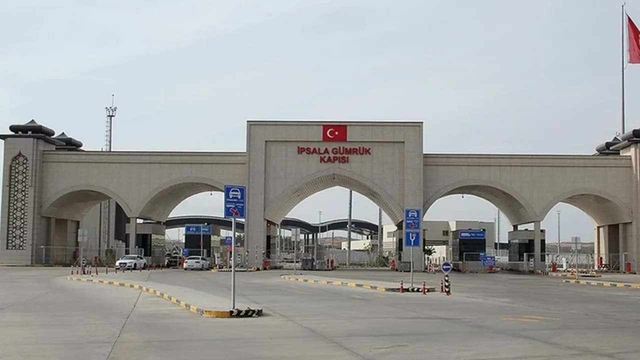4 düzensiz göçmen İpsala Sınır Kapısı'nda yakalandı