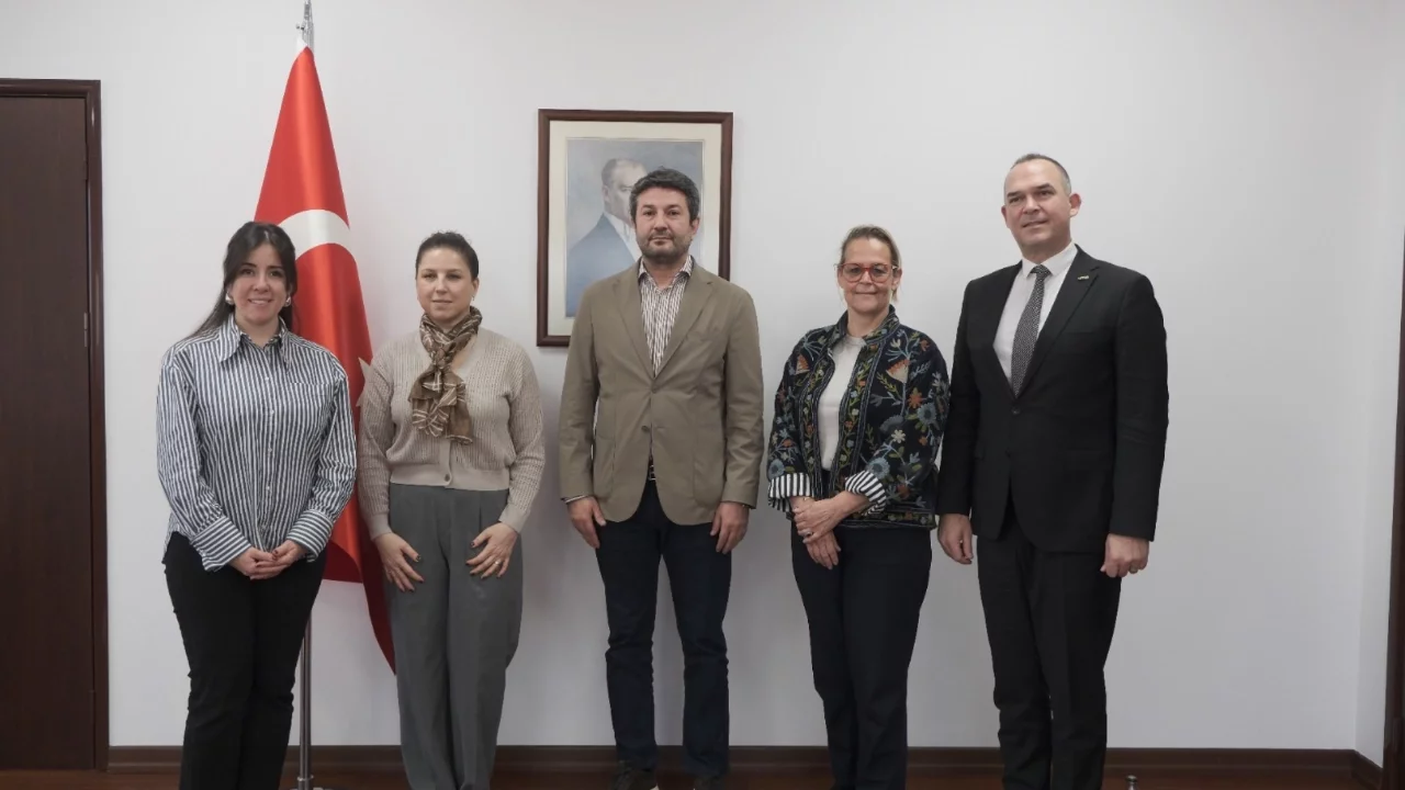 Türk tekstilinin küresel rekabet yolculuğu UTİB'de ele alındı