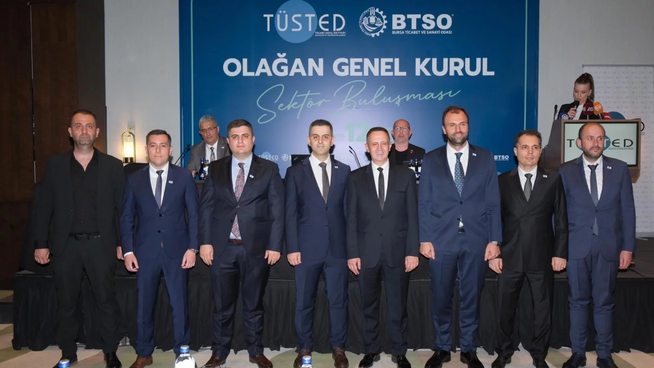 TÜSTED'in genel kurulunda Murat Aslan güven tazeledi