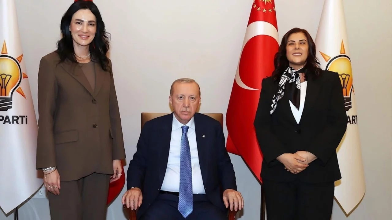 Özlem Çerçioğlu'ndan Cumhurbaşkanı Erdoğan'a ziyaret