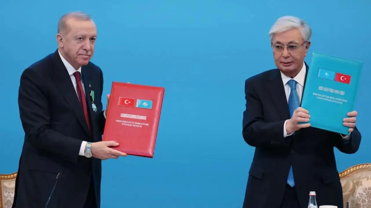 Türkiye ile Kazakistan arasında 13 anlaşma imzalandı