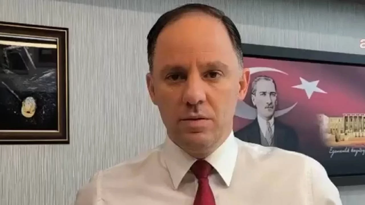 CHP'li Yavuzyılmaz: AK Parti döneminde İBB'ye ait araç AK Parti Genel Merkezi'ne tahsis edildi