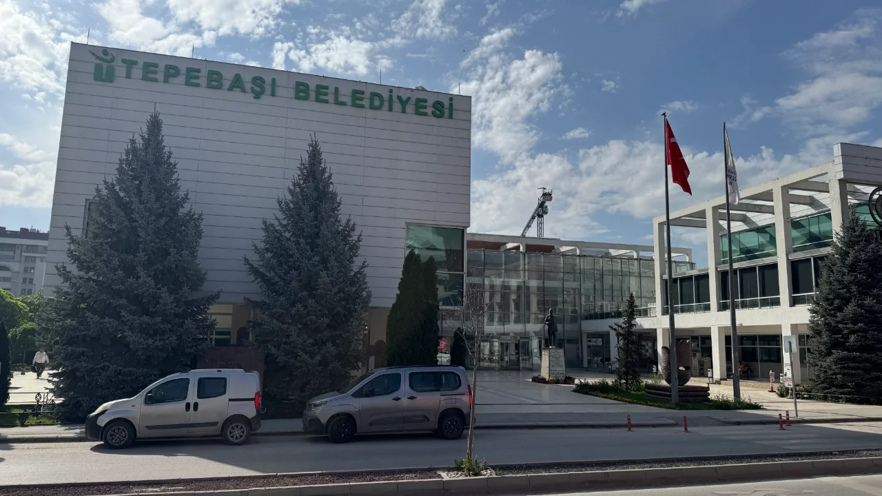 Eskişehir Tepebaşı Belediyesi'ne operasyon!