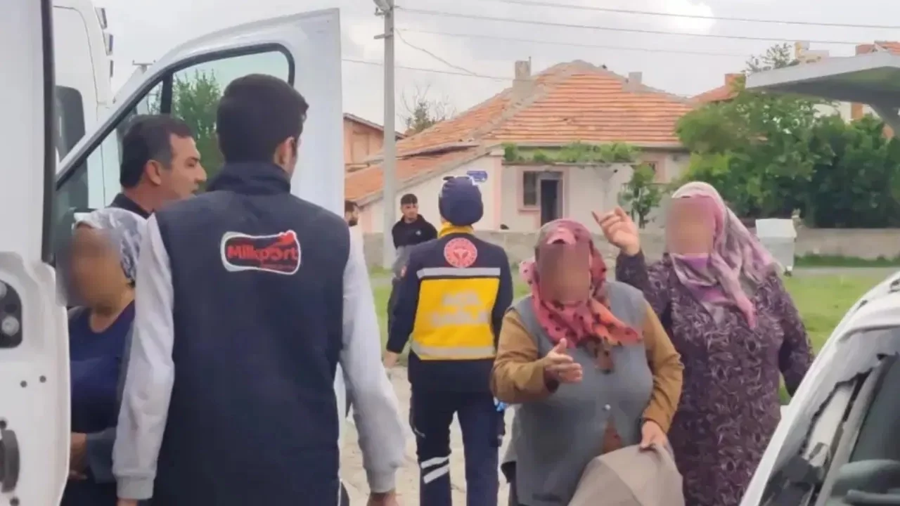 Aksaray'da iki otomobil çarpıştı: 4'ü çocuk çok sayıda yaralı