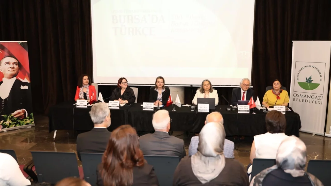 Fethin 700'üncü yılında Osmangazi'de 'Türkçe' ele alındı