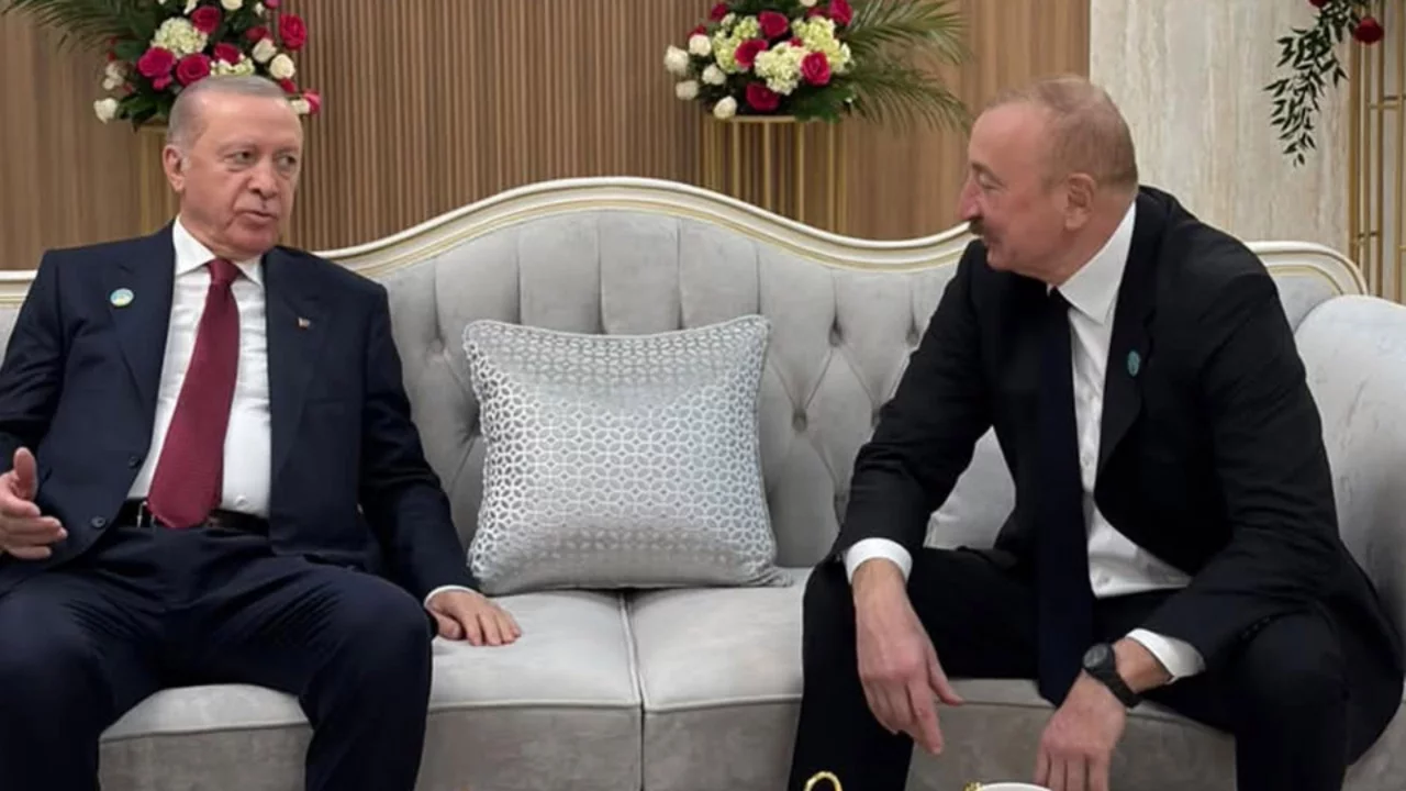 Cumhurbaşkanı Erdoğan ve Aliyev Türkistan'da bir araya geldi