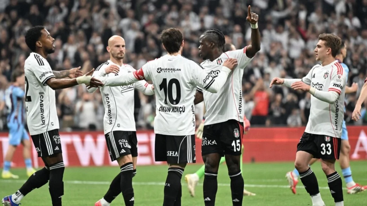 Beşiktaş, Süper Lig'i beraberlikle tamamladı