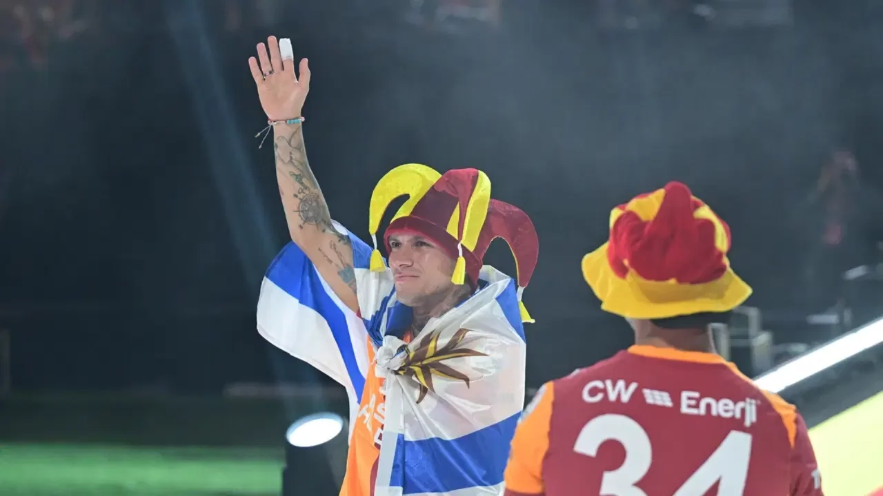 Torreira, şampiyonluk töreninde gözyaşları tutamadı