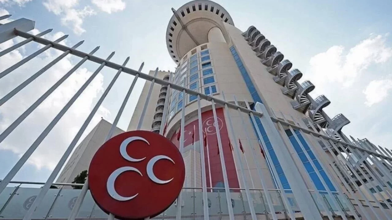 MHP Isparta il teşkilatı feshedildi