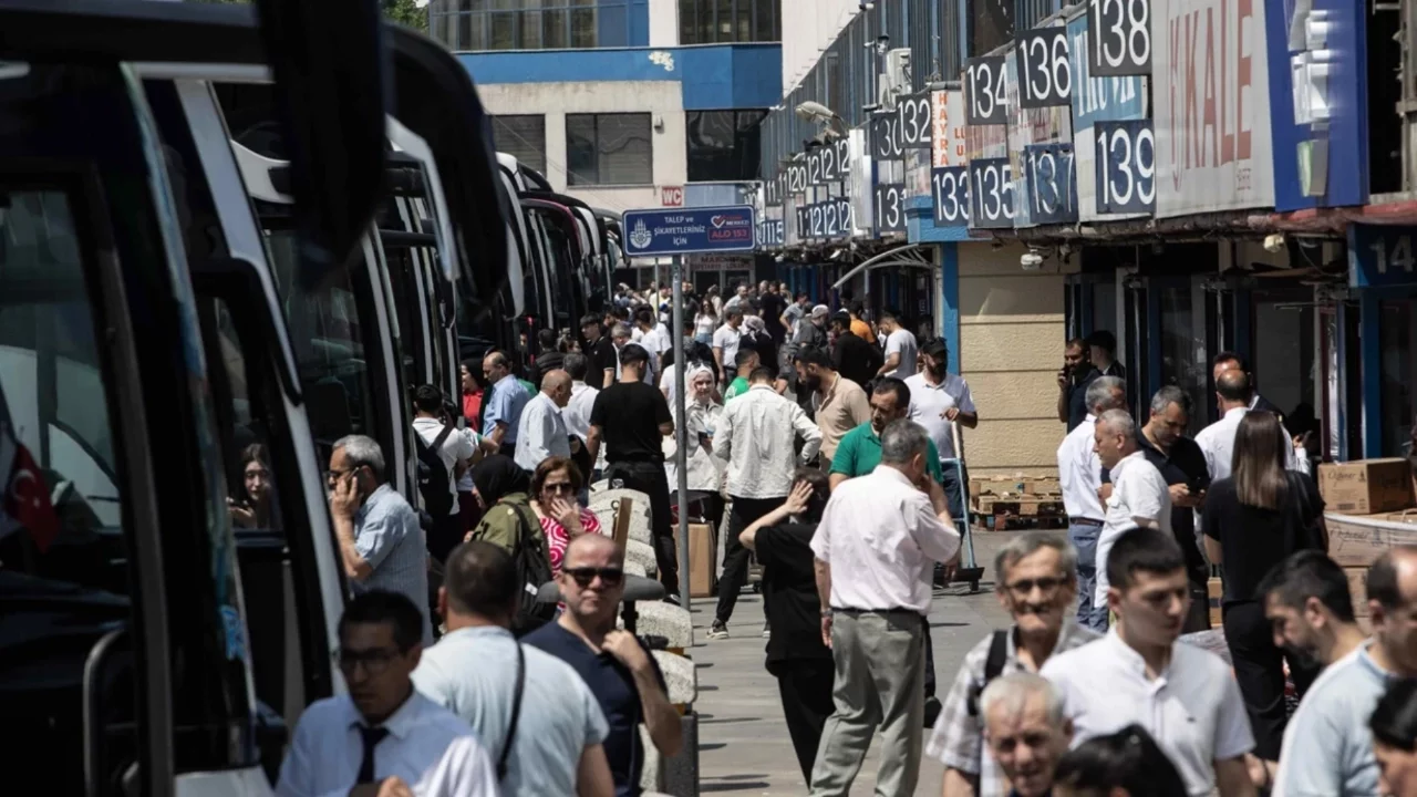 Kurban Bayramı öncesi otobüs biletleri tükendi