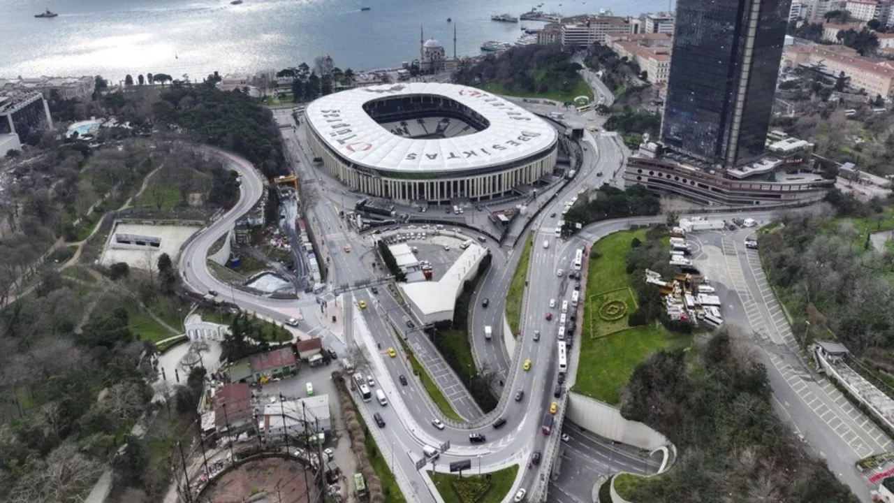 İstanbul'da UEFA Avrupa Ligi finali sebebiyle bazı yollar trafiğe kapatılacak