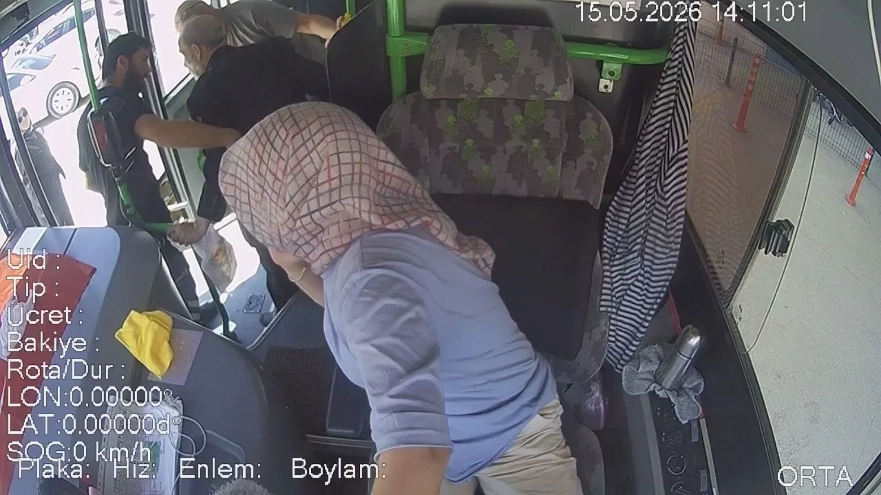 Bursa'da kadın şoförün soğukkanlılığı yaşlı yolcunun hayatını kurtardı