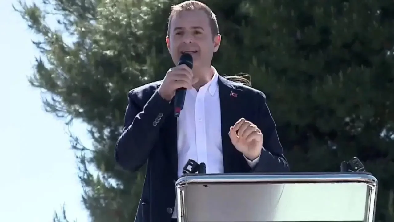 Ahmet Akın'dan 'AK Parti'ye katılacak' iddialarına yanıt