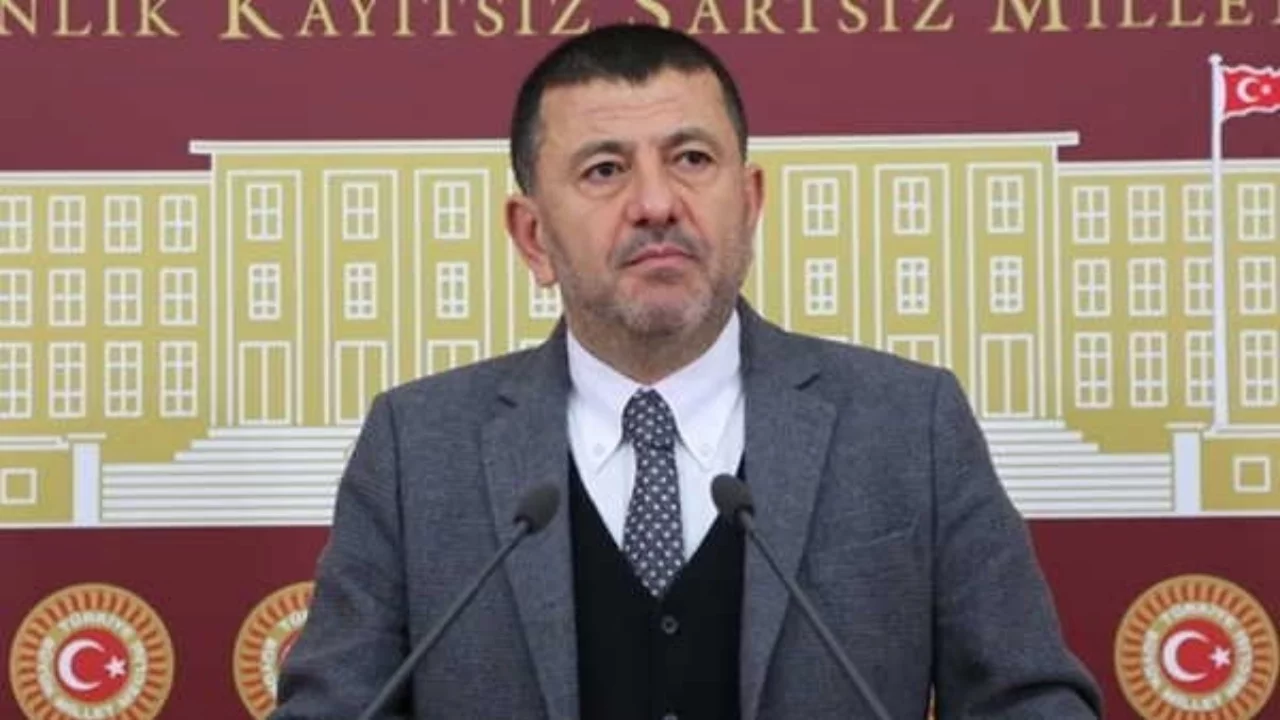 Veli Ağbaba'dan para trafiği iddialarına yanıt