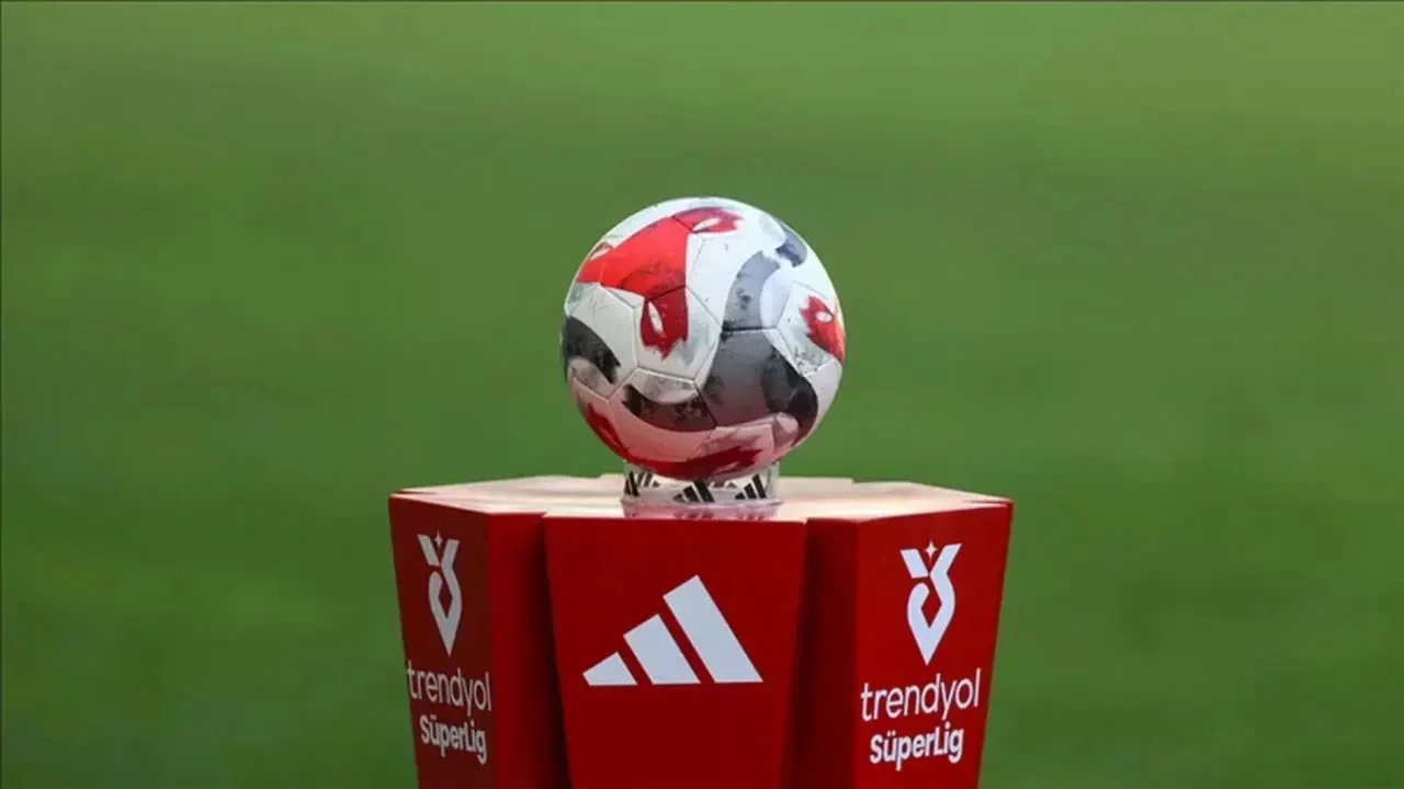 Süper Lig'e veda eden son takım belli oldu
