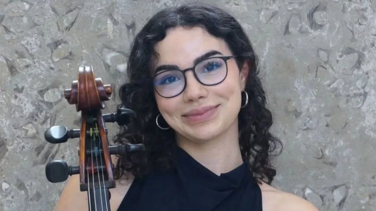 BUÜ'lü müzikolog, Oxford'a kabul edilen ilk Türk oldu