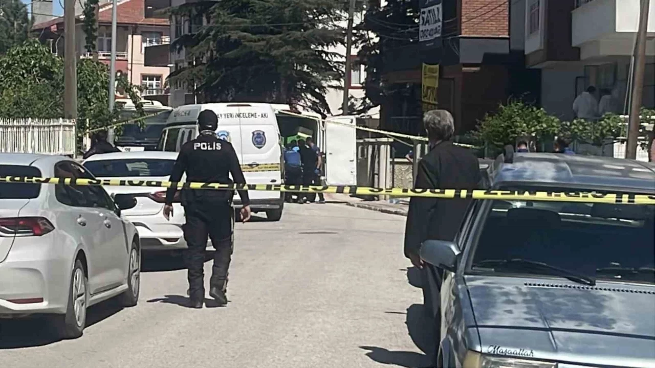 Konya'da anne ve babasını öldüren şahıs tutuklandı