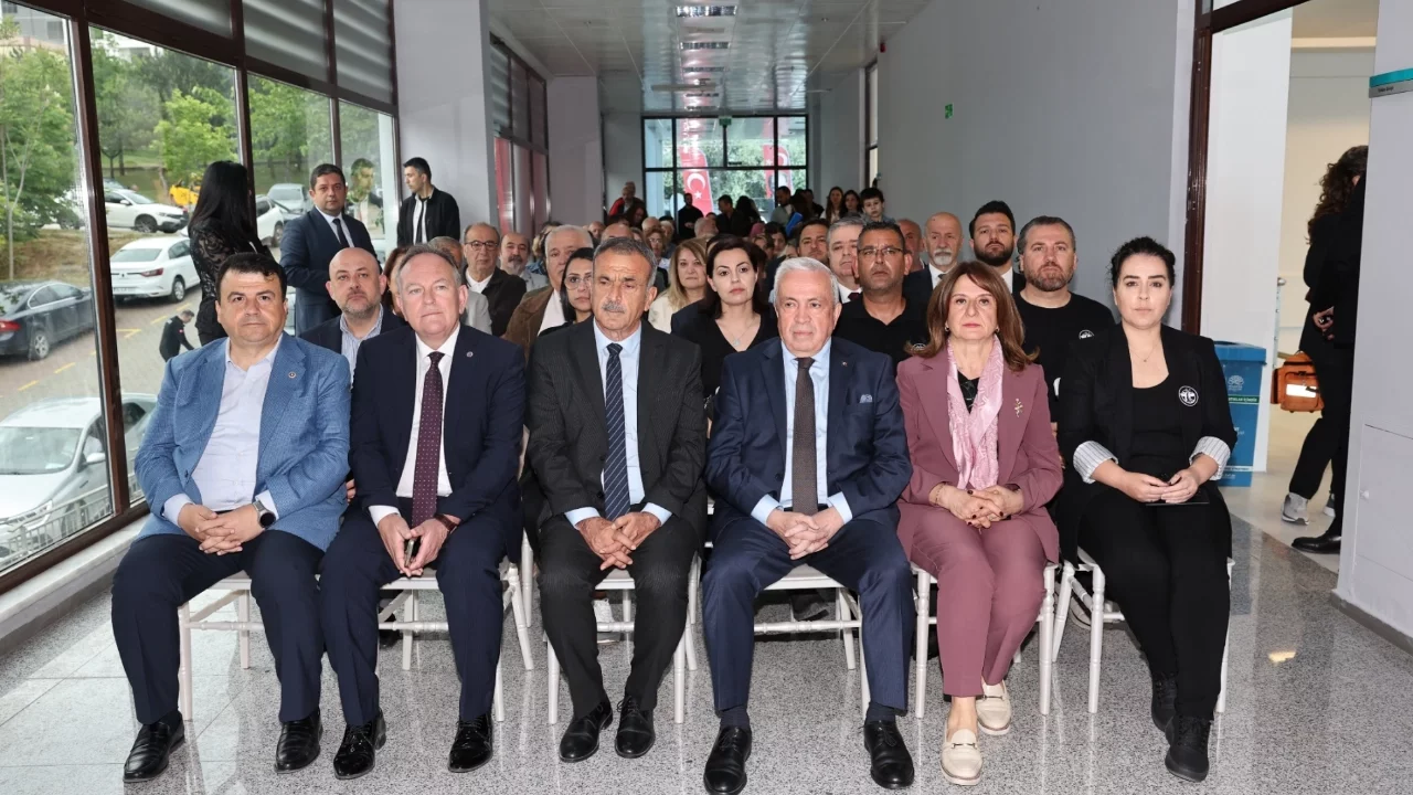 Nilüfer Belediyesi'nden Şampiyon Melekler'e vefa