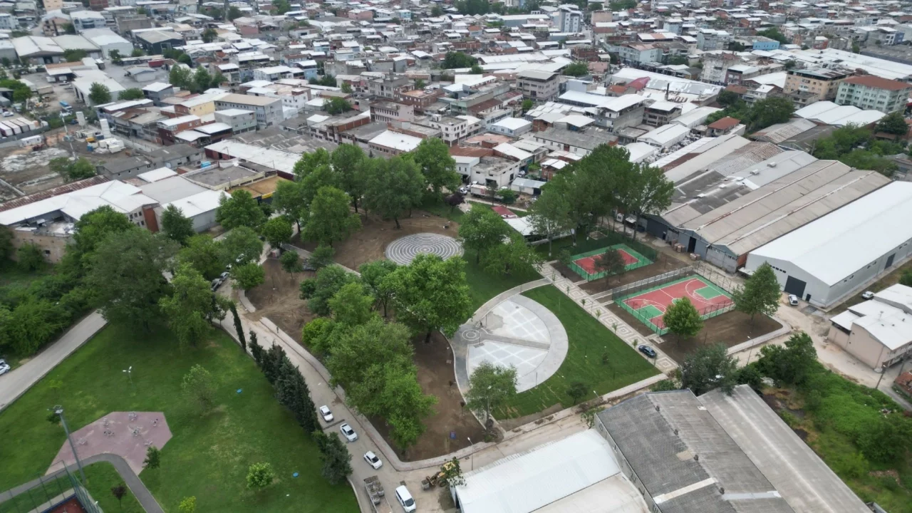 Bursa'da Şehit Piyade Er Hakan Söylemez parkı yenileniyor