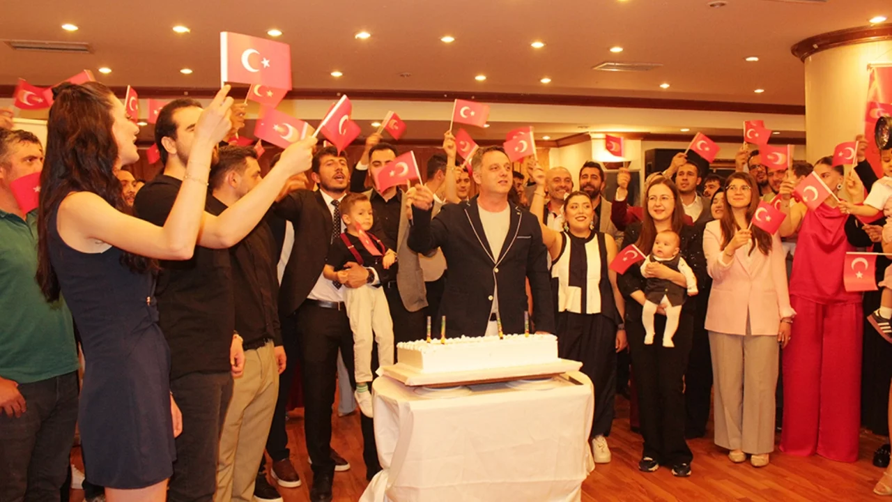 İMO Bursa Şubesi Gençlik Komisyonu 19 Mayıs Gençlik Gecesinde buluştu