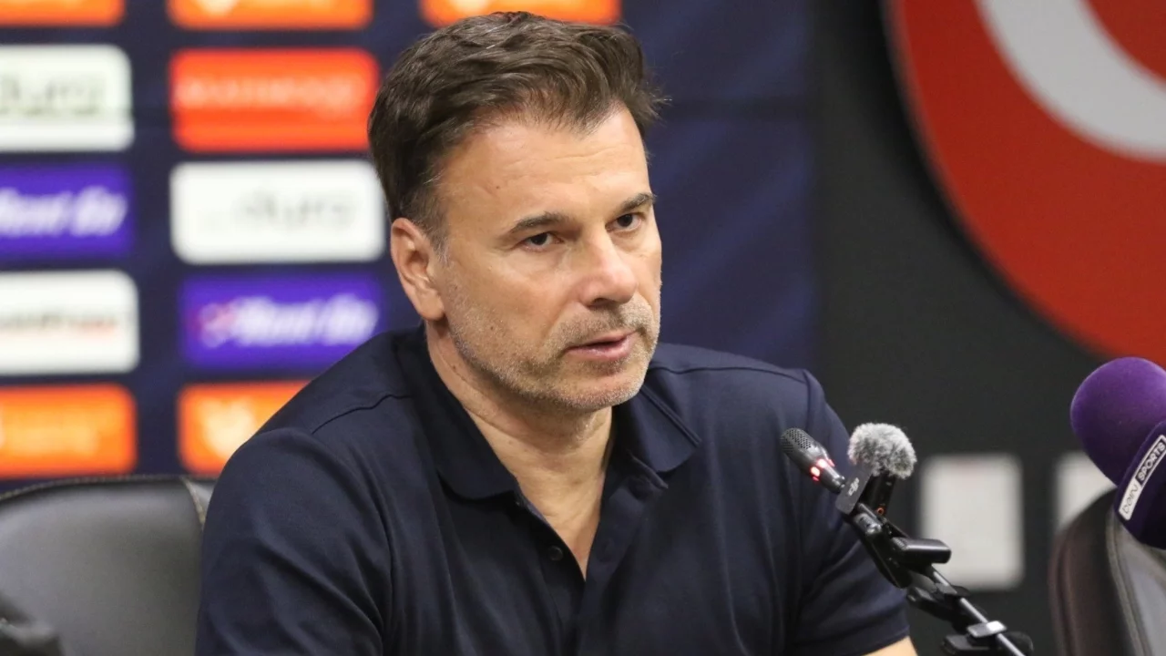 Fatih Karagümrük, Stanojevic ile sözleşme yeniledi