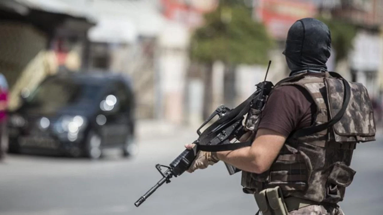 İstanbul merkezli DEAŞ operasyonu: 110 kişi yakalandı