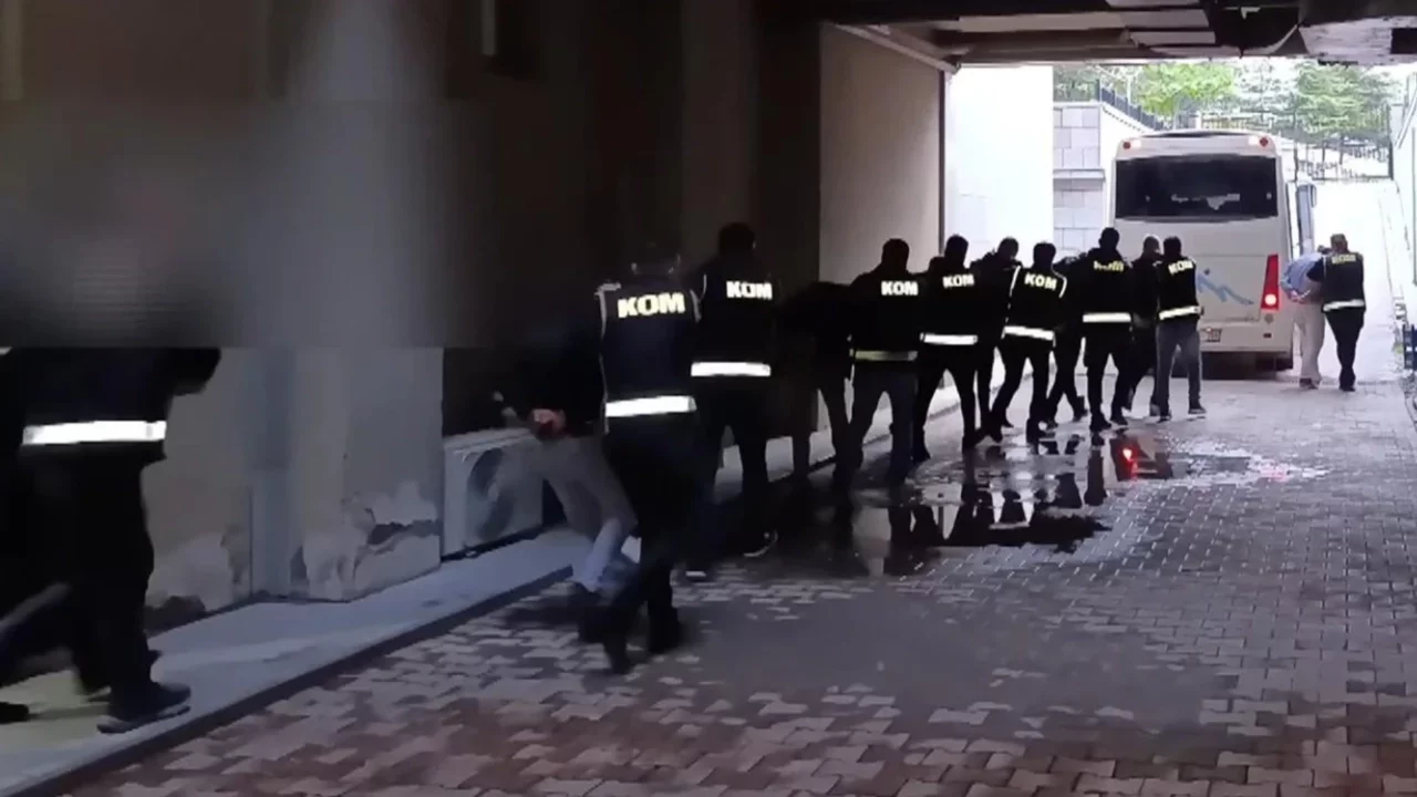 Aksaray'da "rüşvet" soruşturmasında 9 kişi tutuklandı