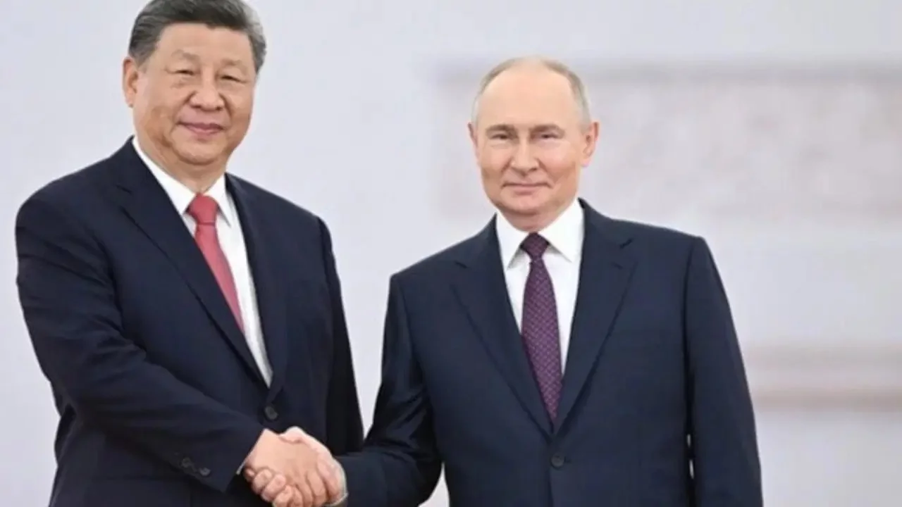 Trump'ın ardından Putin de Çin'e gitti!