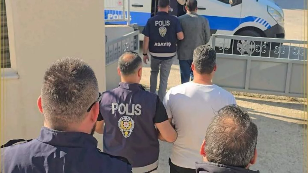 Bursa Karacabey'de aranan 4 hükümlü yakalandı