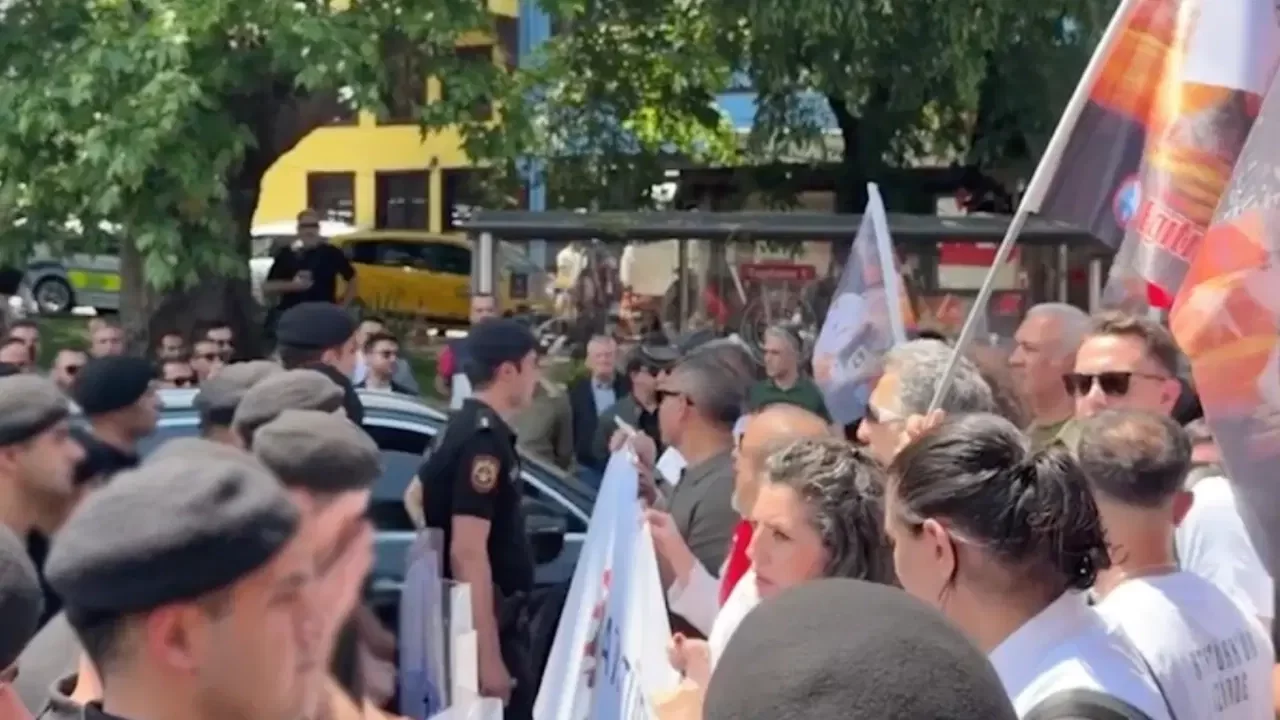 Bursa'da 19 Mayıs yürüyüşüne polis engeli
