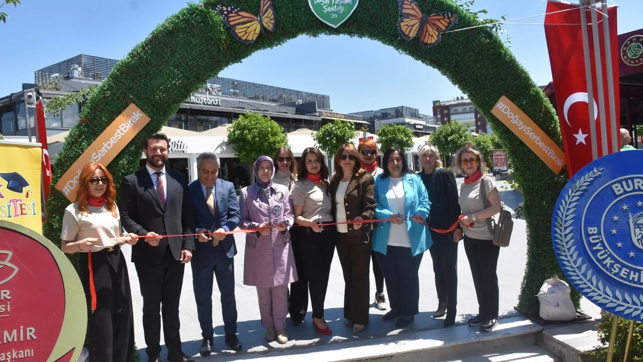 Bursa'da Doğal Yaşam ve Alışveriş Şenliği yoğun katılımla gerçekleştirildi