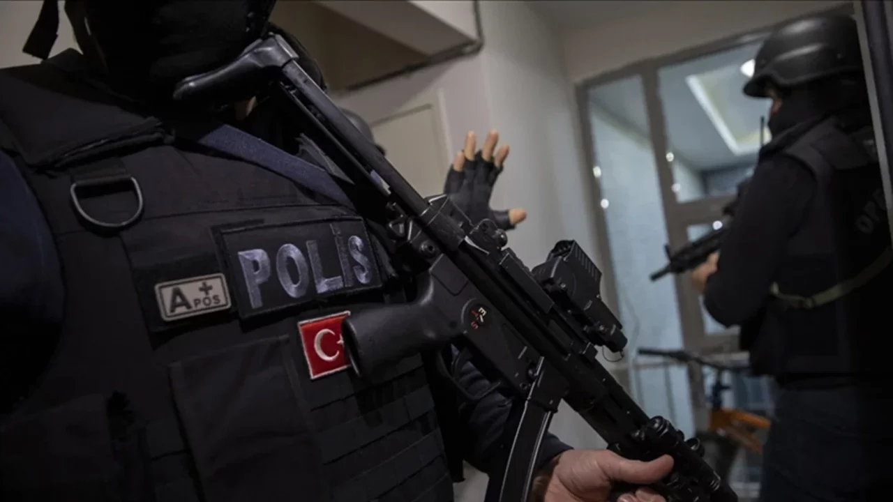 Almanya tarafından aranan uyuşturucu karteli elebaşı İstanbul'da yakalandı