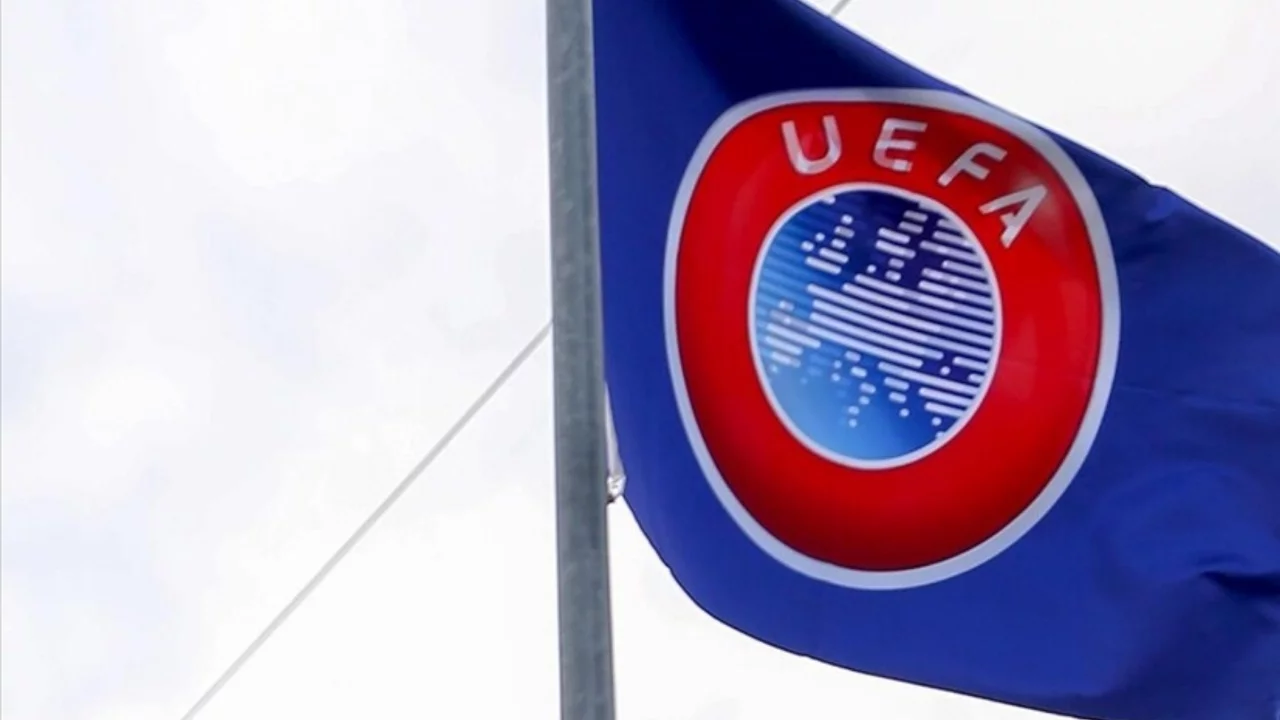 UEFA duyurdu: Milli takım turnuvalarında format değişti