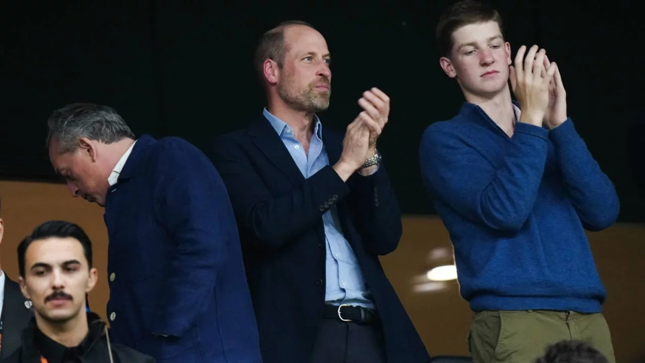 Prens William'dan Aston Villa'ya tebrik