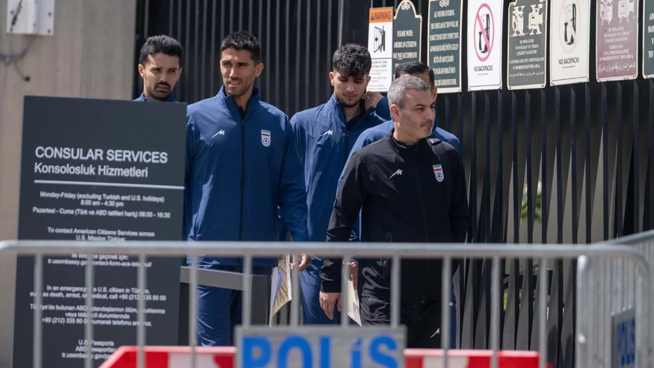 İran Milli Futbol Takımı'ndan Dünya Kupası'na katılmak için ABD ve Kanada'ya vize başvurusu