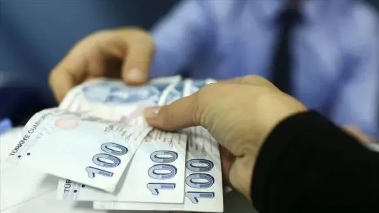 Kamu çalışanları için ikramiye ödeme tarihleri belli oldu