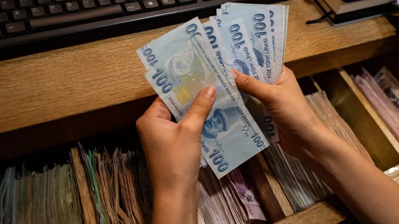 Kamu işçilerine ilave tediye ödemeleri başlıyor