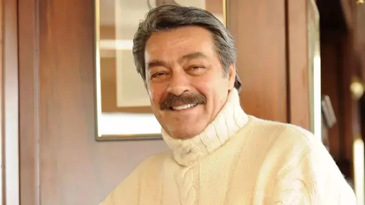 Kadir İnanır entübe edildi