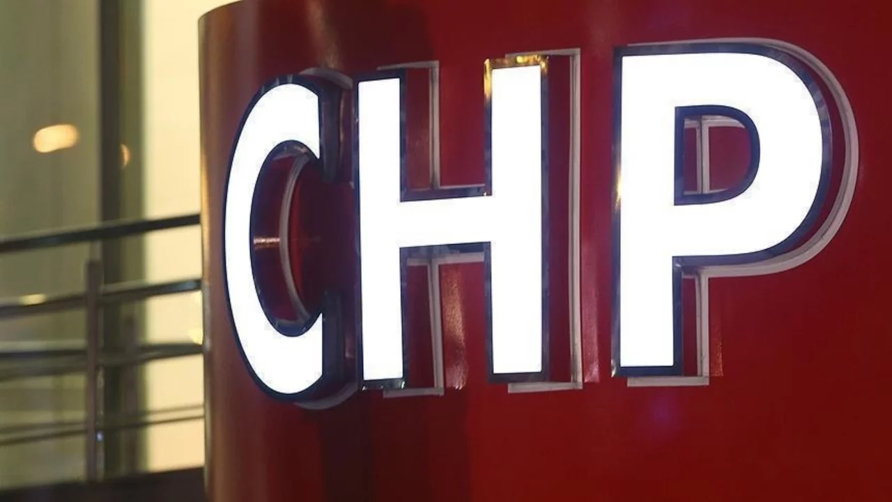 CHP MYK 'mutlak butlan' kararı sonrası olağanüstü toplandı
