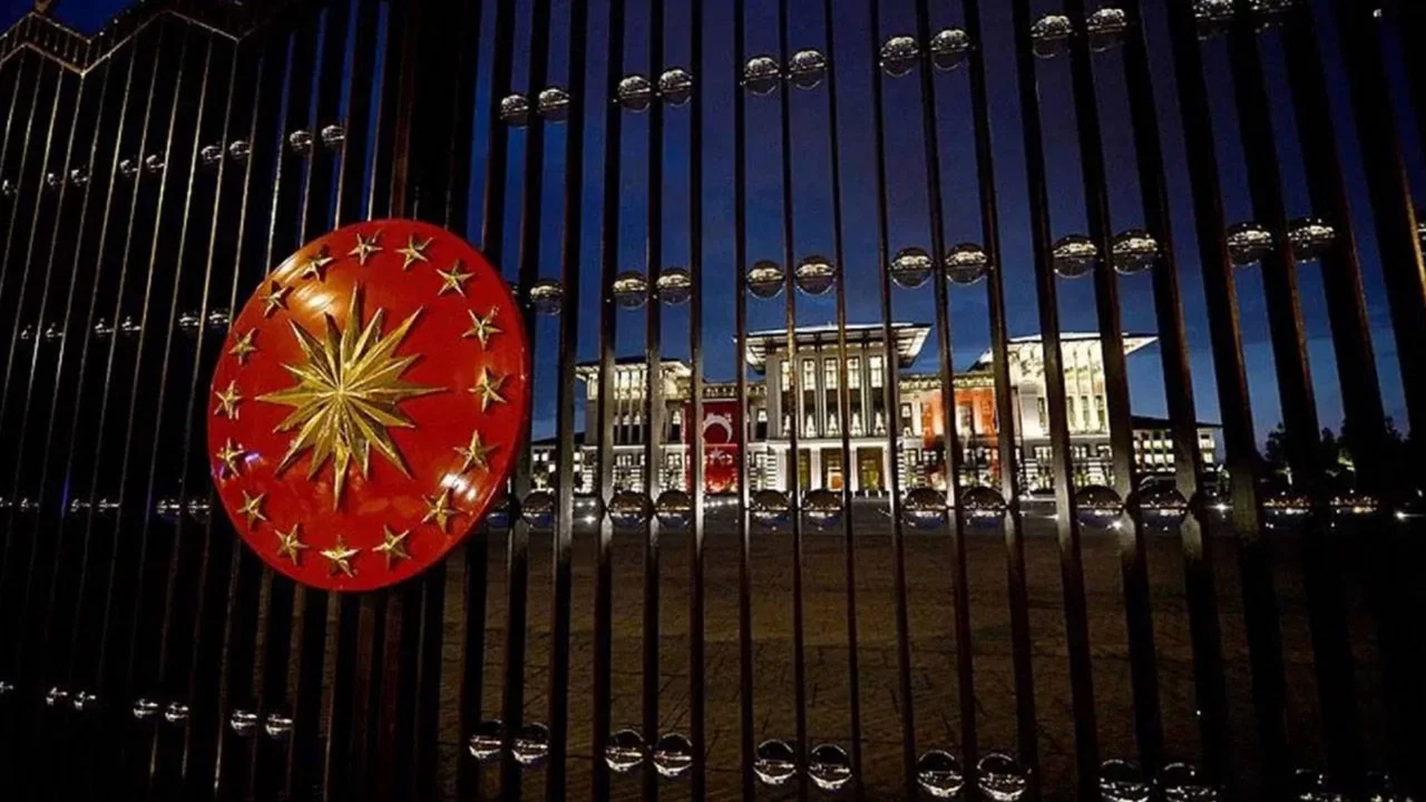 Saray'dan mutlak butlan hakkında ilk yorum: 'Yanlış hesap bağımsız yargıdan döndü'