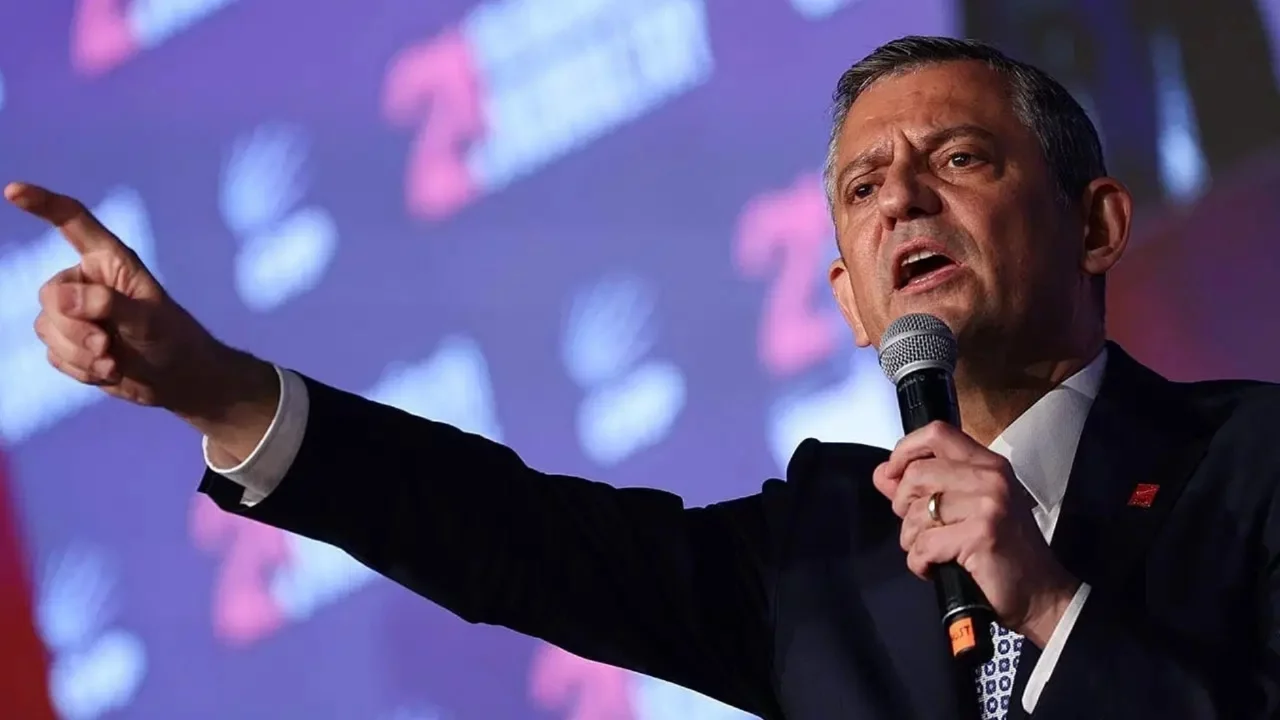 Özgür Özel'den 'mutlak butlan' çıkışı: 'Yapsınlar baskın seçimi, bekliyoruz'