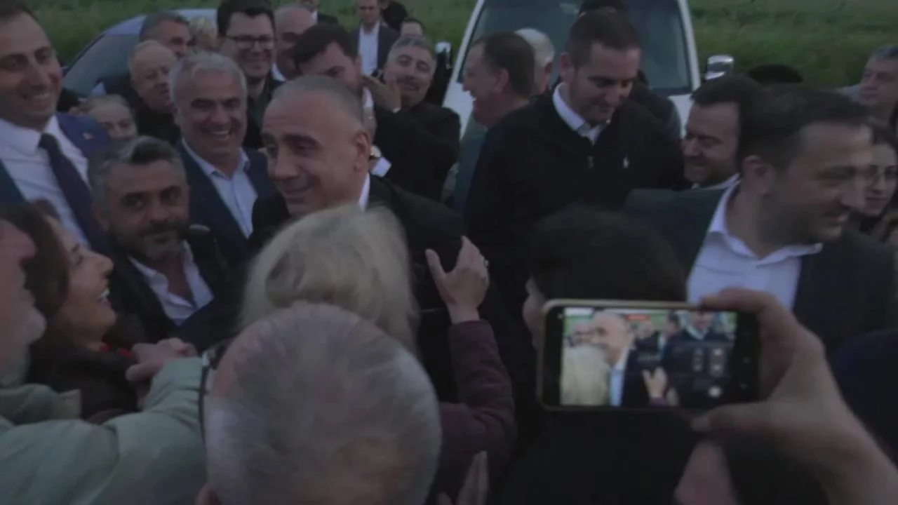 İBB Davası'nda tahliye kararı verilen 9 isim Silivri Cezaevi'nden çıktı