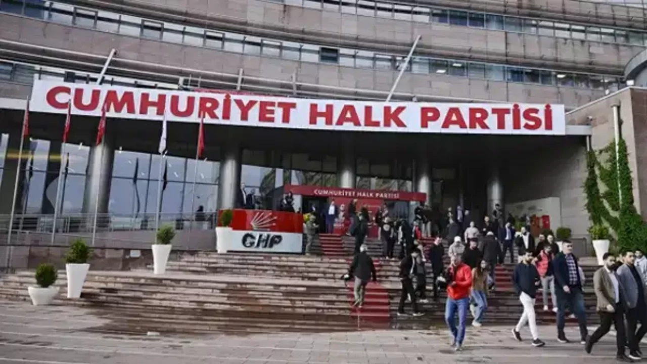 Mutlak butlan sonrası CHP'ye 7 ilde 'kurultay' operasyonu: Çok sayıda gözaltı var!